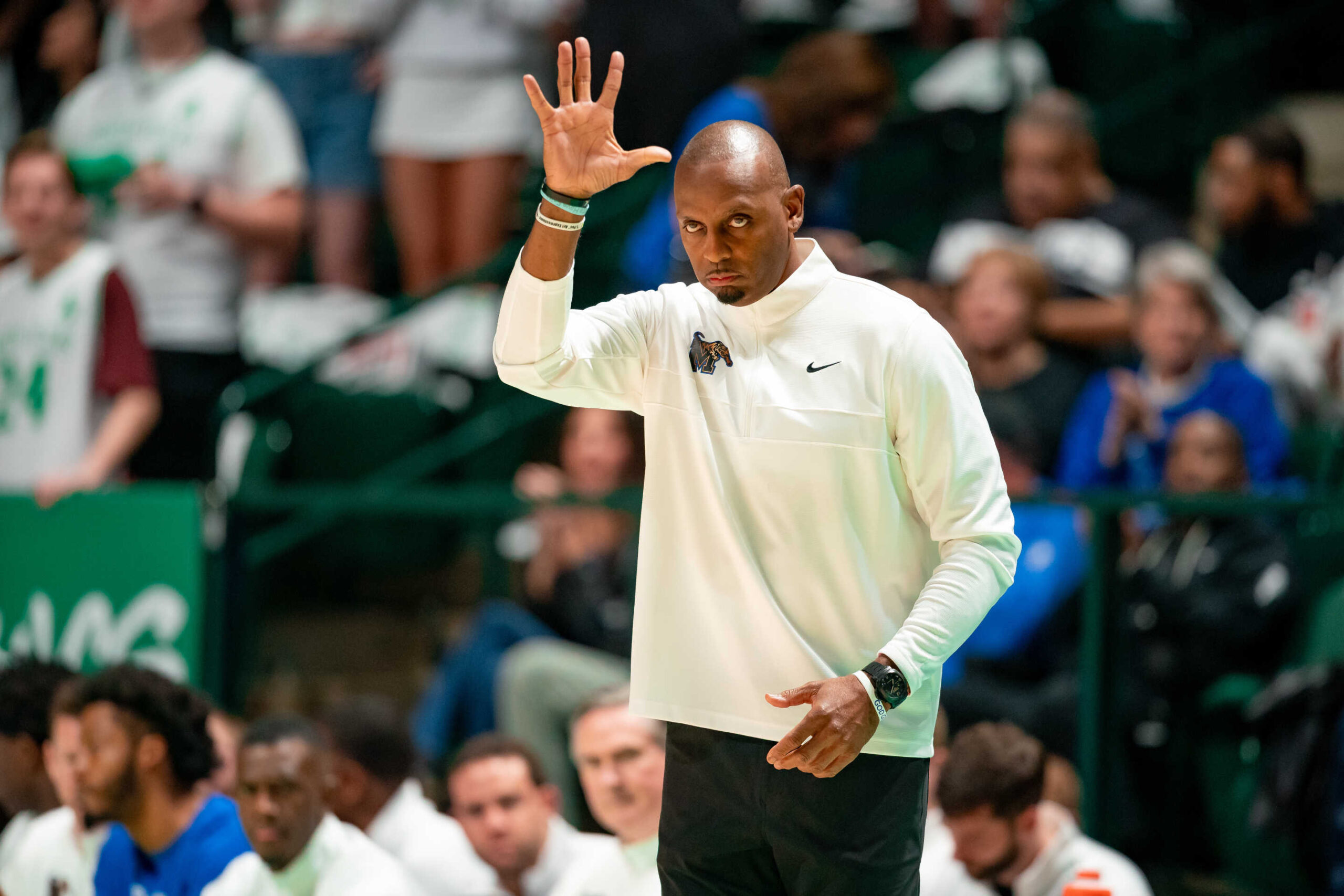 DENTON, TX - FEBRUARY 15: Memphis Tigers head coach Penny Hardaway calls a play during a college basketball game between Memphis Tigers and the North Texas Mean Green on February 15, 2024 at The Super Pit in Denton, TX. (Photo by Chris Leduc/Icon Sportswire via Getty Images)