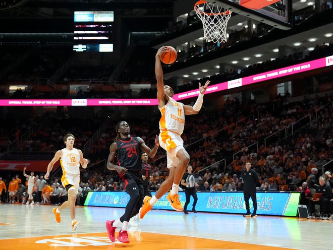 Tennessee guard Jordan Gainey (11) goes up for the basket during an NCAA college basketball game against Gardner-Webb on Monday, Nov. 4, 2024, in Knoxville, Tenn.