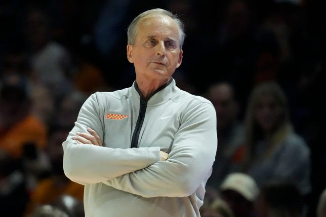 Tennessee basketball coach Rick Barnes during the NCAA college basketball game against Gardner-Webb on Monday, Nov. 4, 2024, in Knoxville, Tenn.
