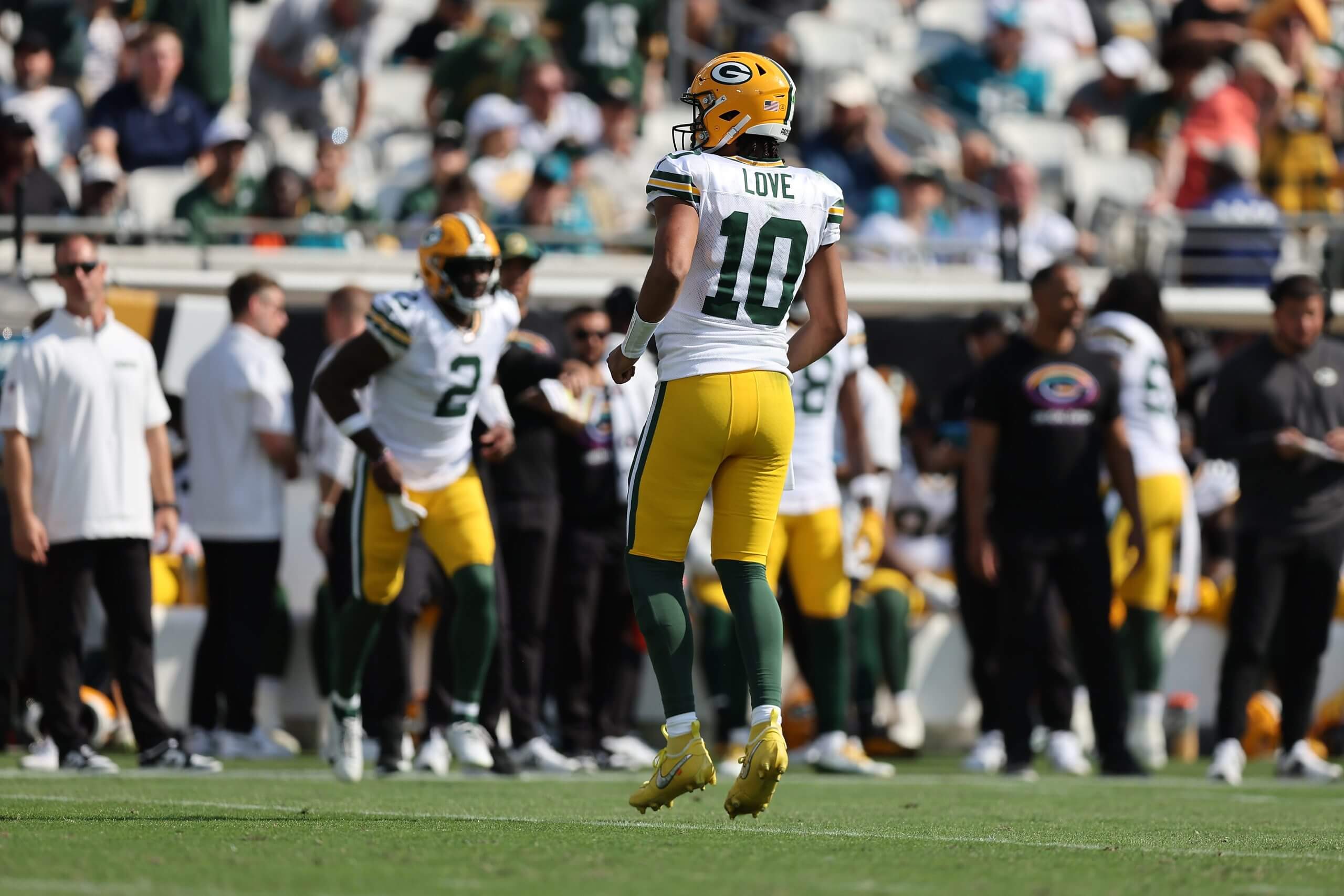 Jordan Love of the Green Bay Packers limps off the field during the third quarter against the Jacksonville Jaguars at EverBank Stadium on October 27, 2024 in Jacksonville, Florida.