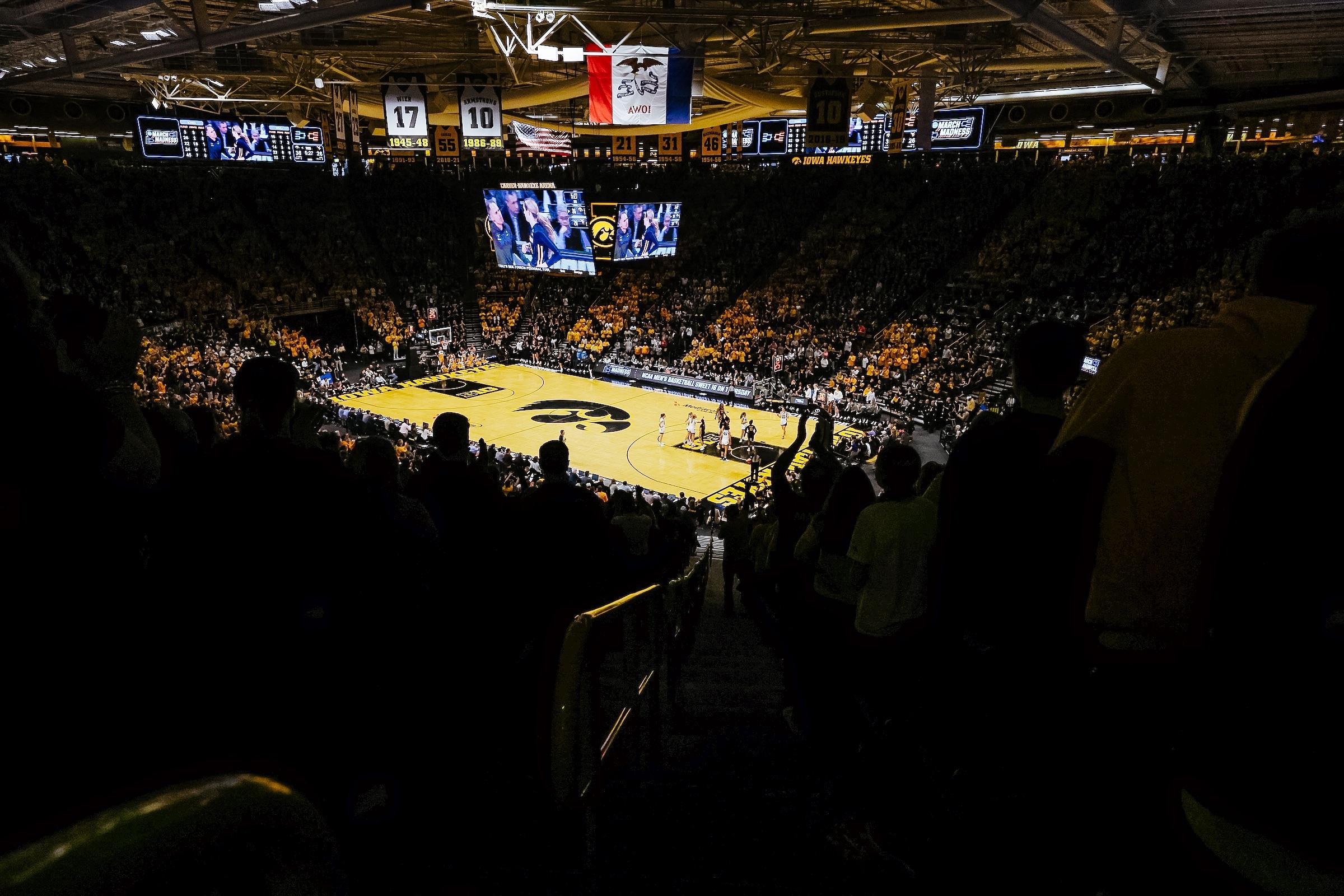 carver hawkeye arena