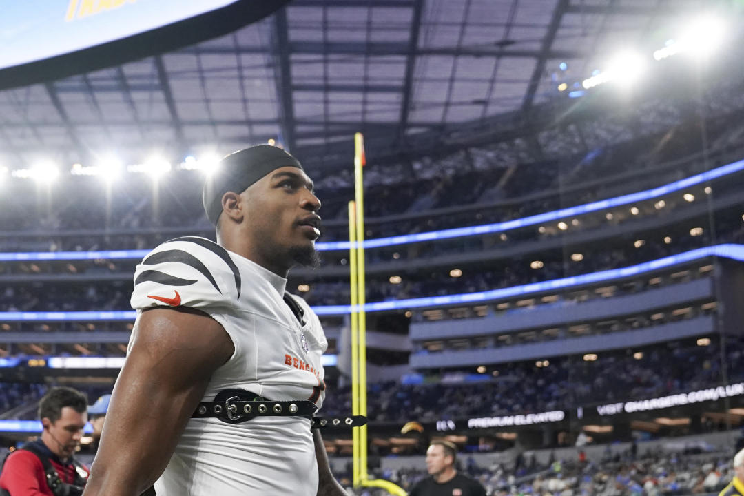 Cincinnati Bengals wide receiver Ja'Marr Chase (1) walks off the field after warmups before an NFL football game against the Los Angeles Chargers, Sunday, Nov. 17, 2024, in Inglewood, Calif. (AP Photo/Eric Thayer)