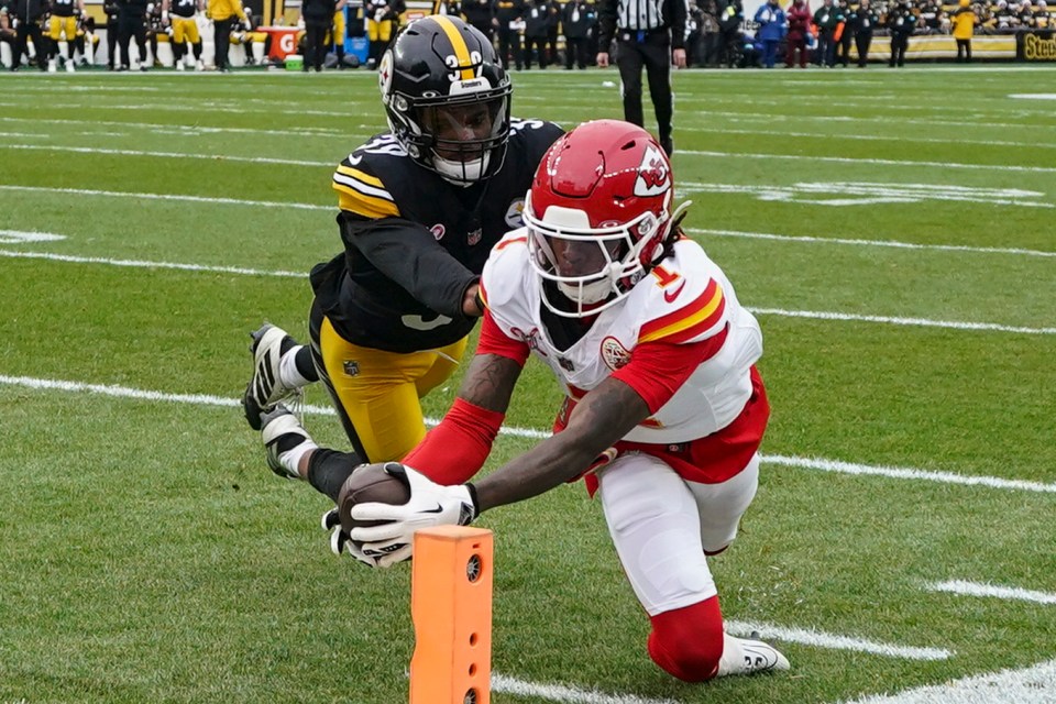 The Chiefs are taking on the Steelers in the first ever Netflix game
