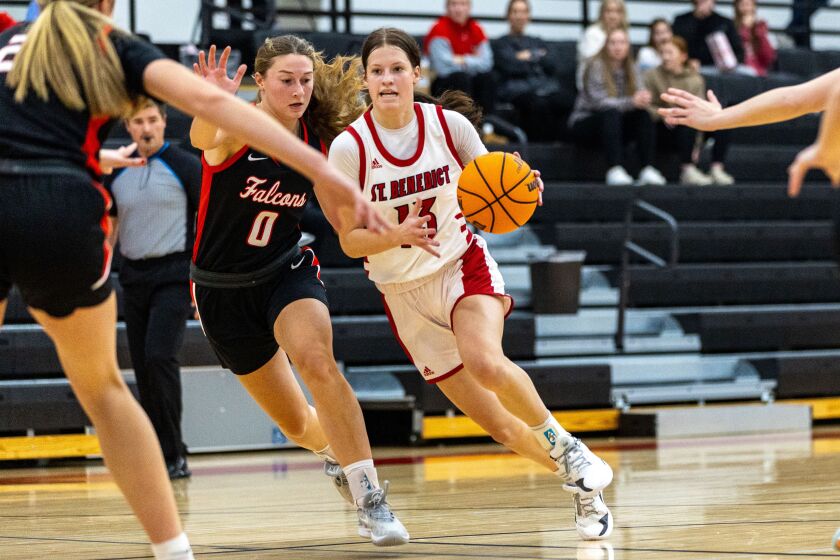 Tatum Findley CSB Bennies Freshman Year 2025