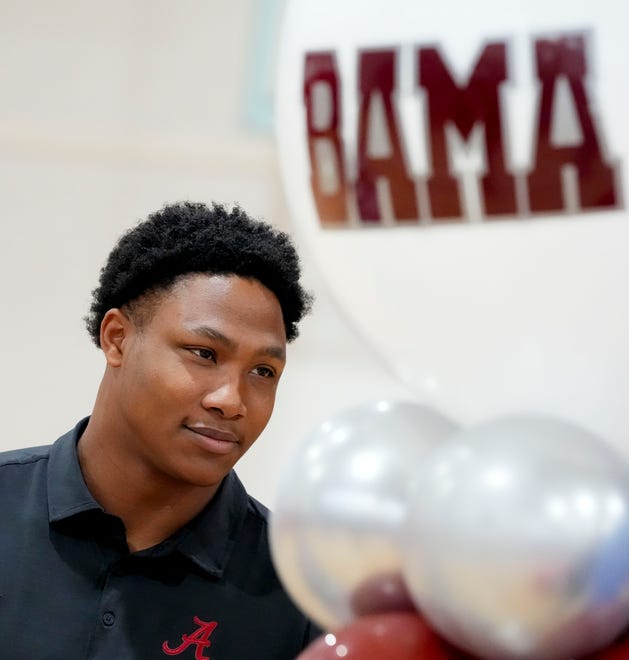 Eric Hines signed to play baseball at the University of Alabama at ACA Tuesday, Jan. 9, 2025.