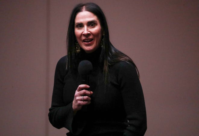 Texas Rangers sideline reporter Emily Jones speaks during the College Baseball Foundation's First Pitch Luncheon, Thursday, Jan. 23, 2025, at the Lubbock Civic Center.