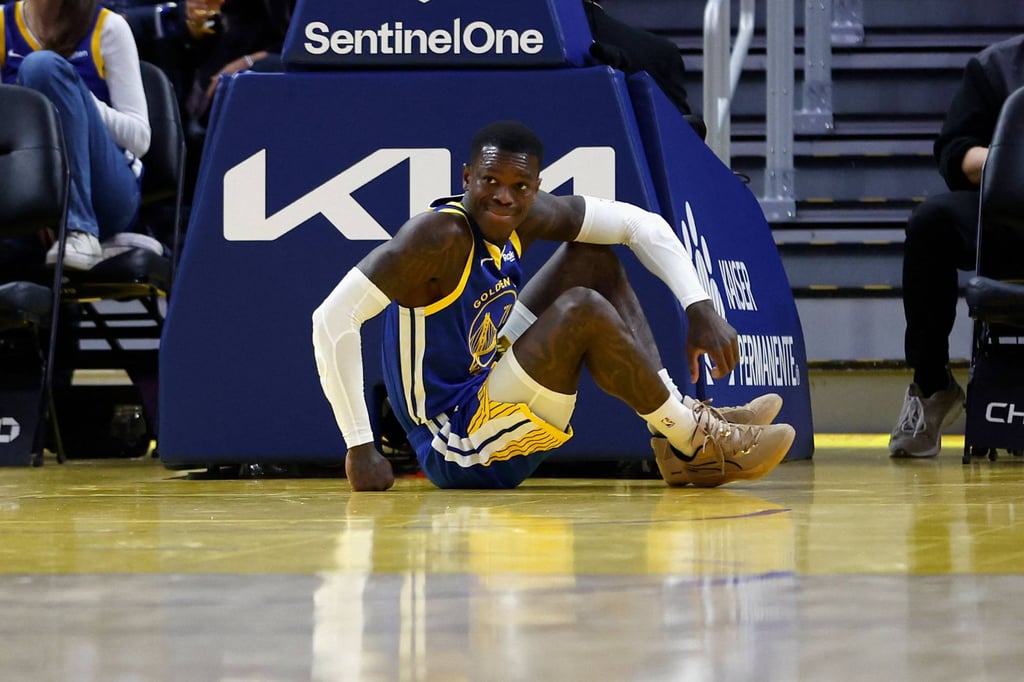 Dennis Schröder was injured during a game against the Utah Jazz – the team he was going to join until the switch to the Detroit Pistons. Photo: Getty Images via AFP