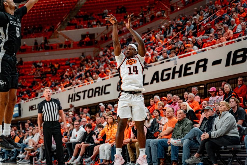 Oklahoma State upsets Iowa State men's basketball