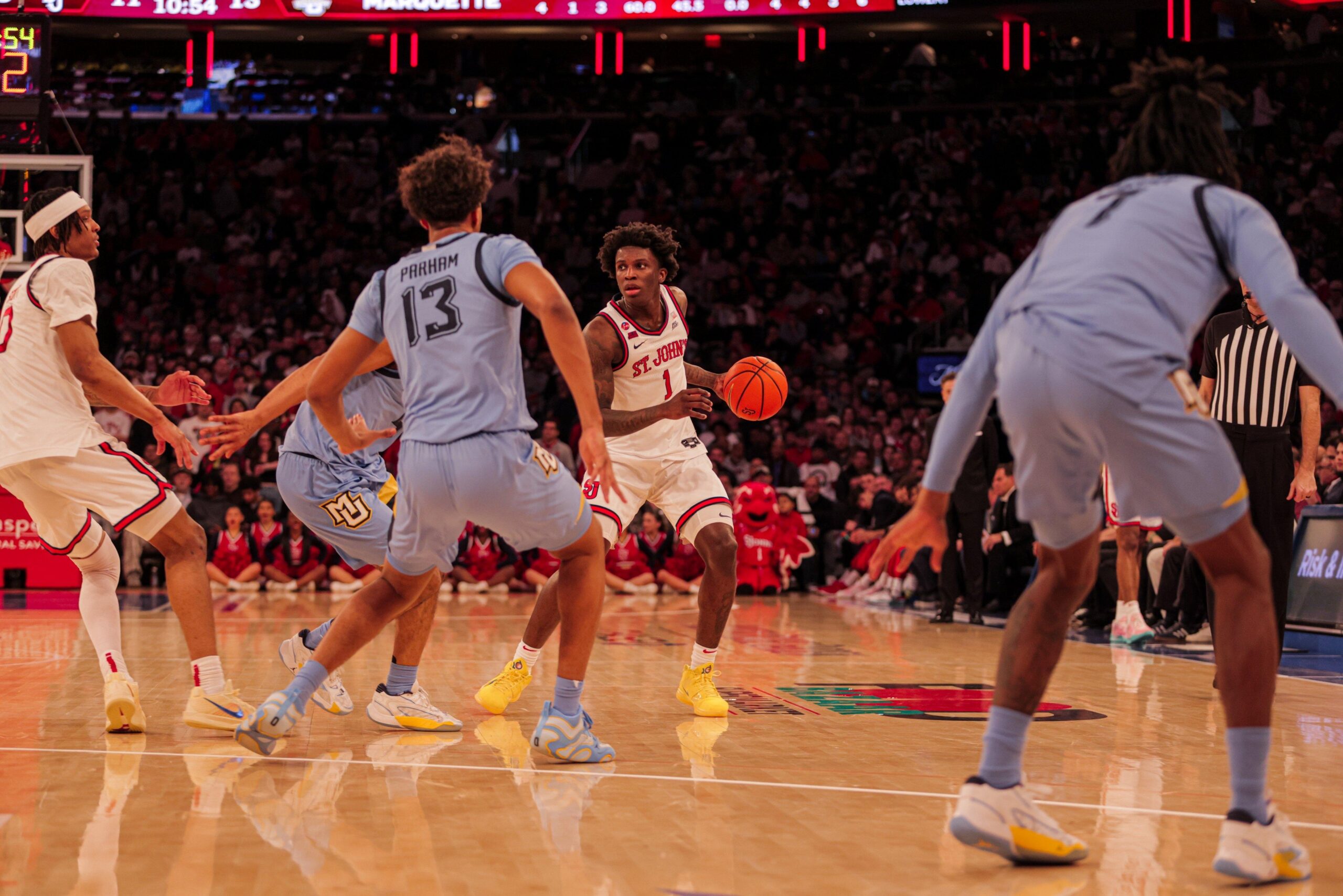 St. Johns vs. Marquette action-Feb4