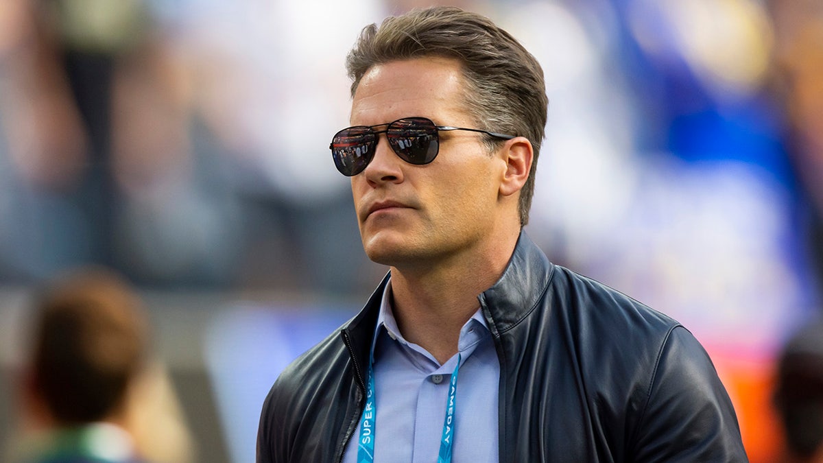 Kyle Brandt at the Super Bowl