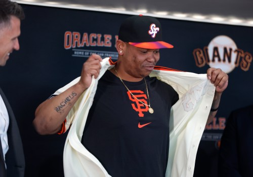 Rafael Devers San Francisco Giants’ Rafael Devers (16) puts on a jersey as he is introduced before their game against the Cleveland Guardians at Oracle Park in San Francisco, Calif., on Tuesday, June 17, 2025. (Nhat V. Meyer/Bay Area News Group)