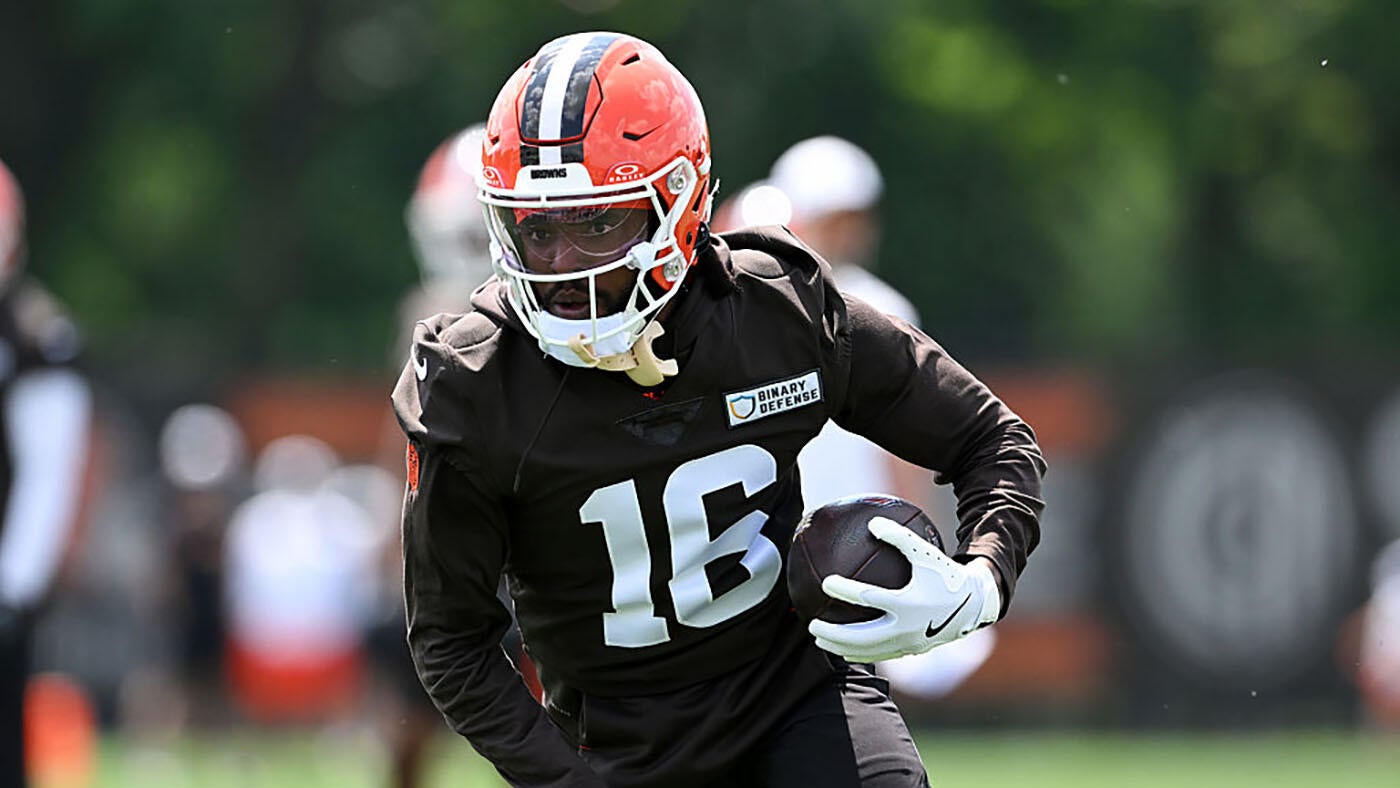 Former Pro Bowl WR Diontae Johnson hoping to revive his career with Browns after calamitous 2024