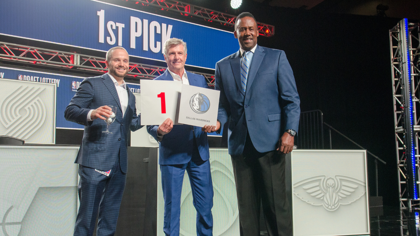 Mavericks assistant GM Matt Riccardi says winning draft lottery extends team's championship window to 20 years